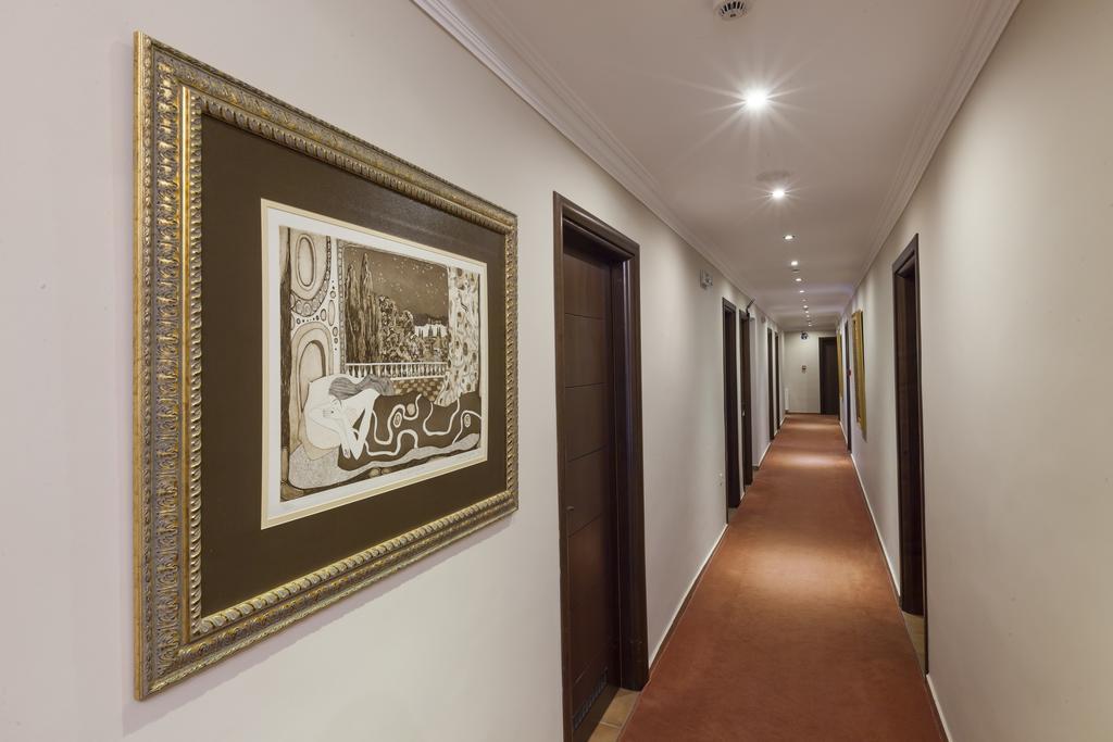 Dellas Boutique Hotel Kalampáka Luaran gambar